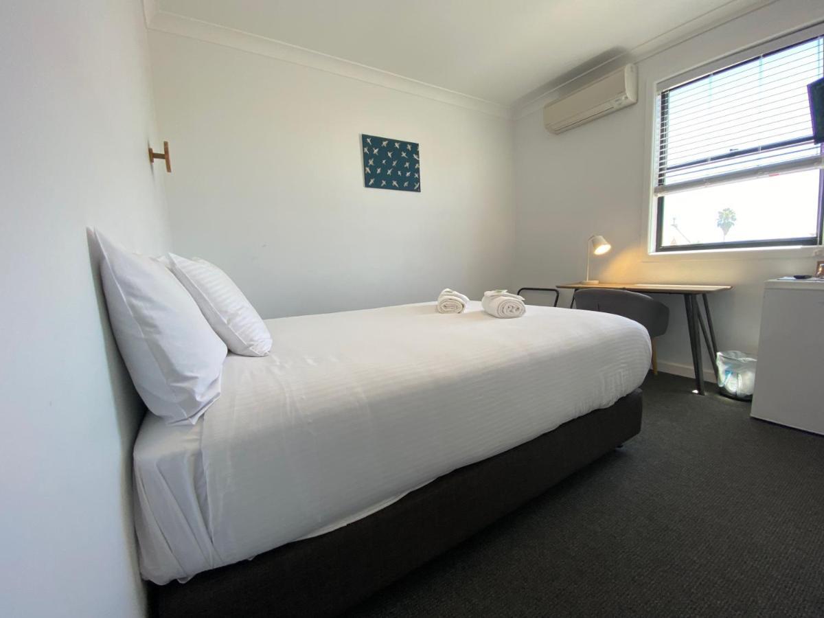 Central Motel Маджи Экстерьер фото