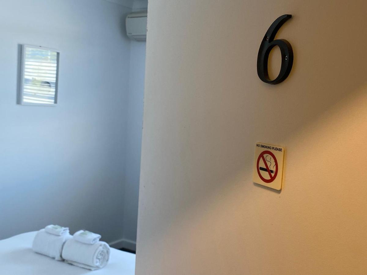 Central Motel Маджи Экстерьер фото