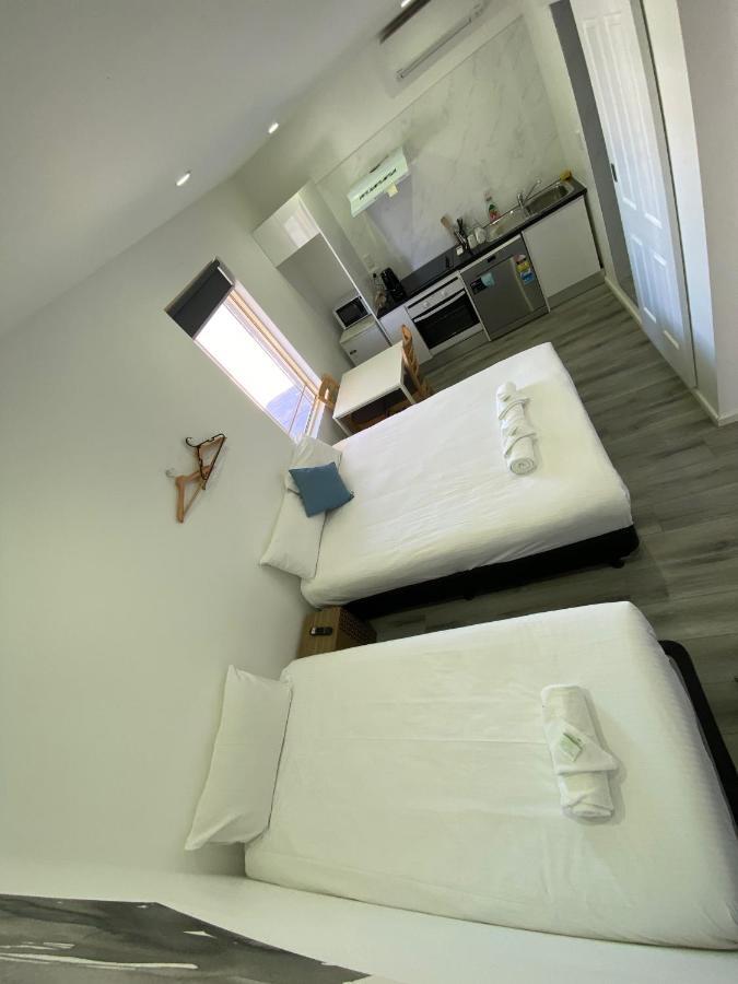 Central Motel Маджи Экстерьер фото